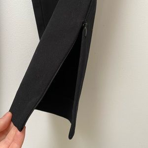 NWT Banana Republic Sloan Pant in black in size 14, sleek straight leg, side zip